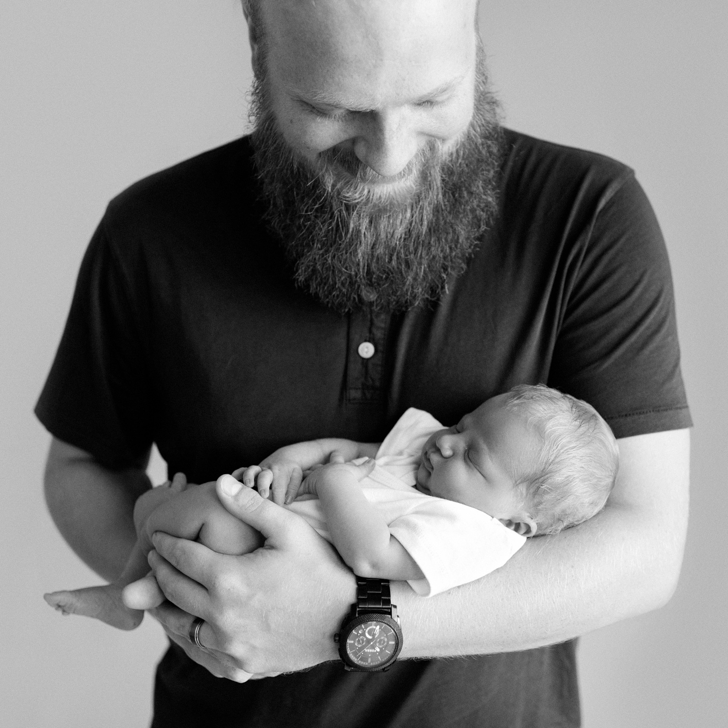 Portland Newborn Photographer, newborn baby with dad