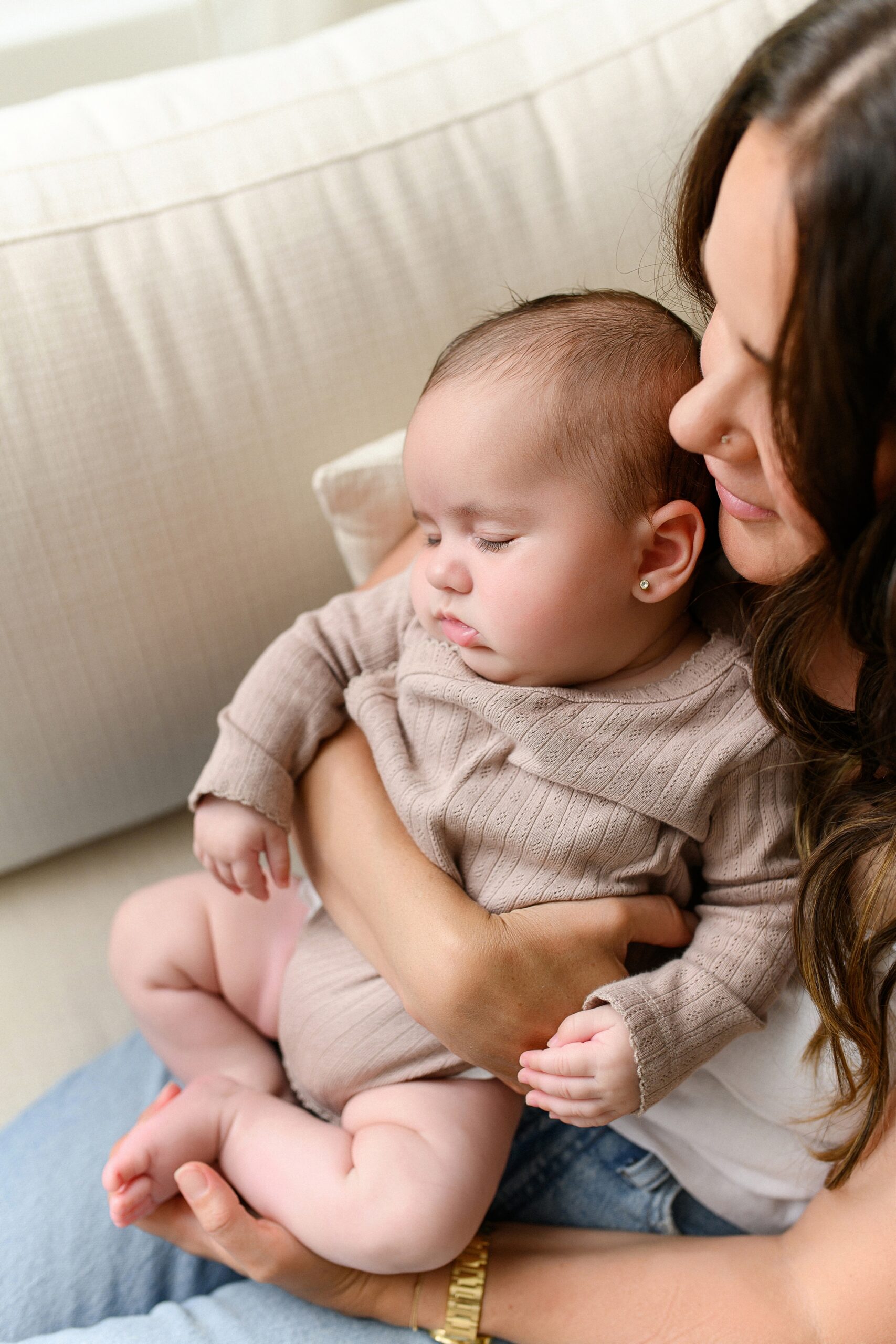 Salem, Oregon In-Home Baby Photoshoot