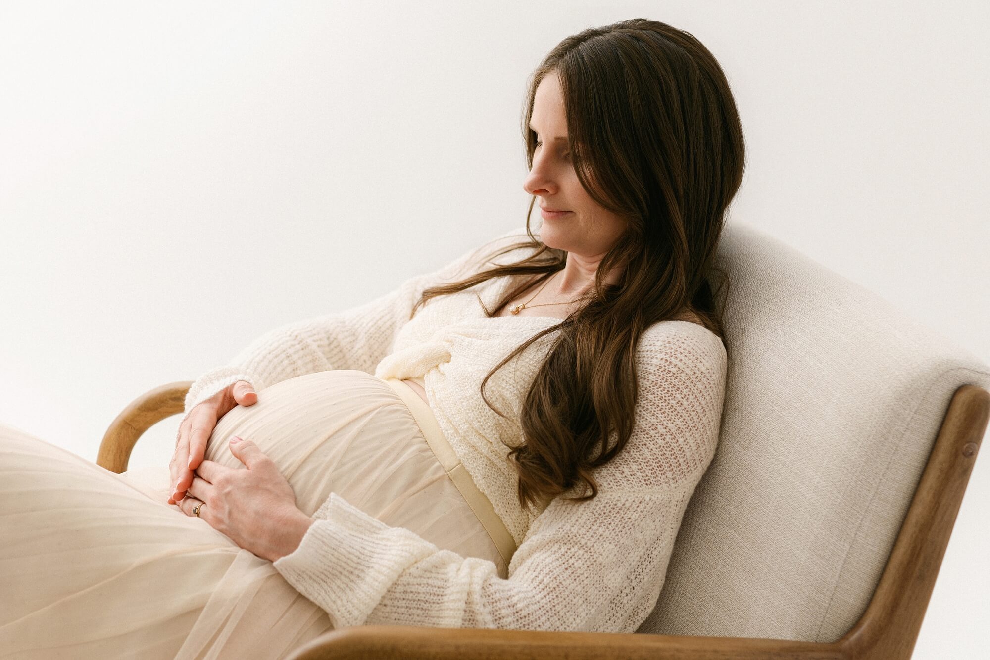 best time for maternity photos if due in the summer