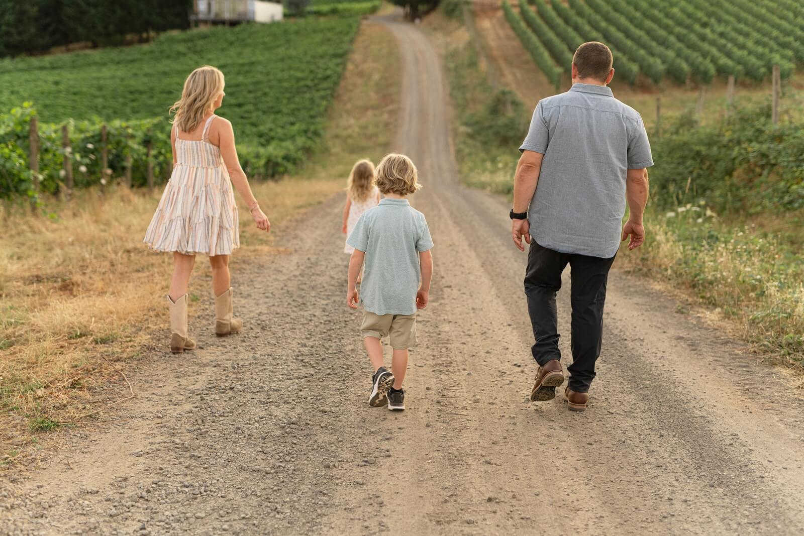 Newberg family photographer